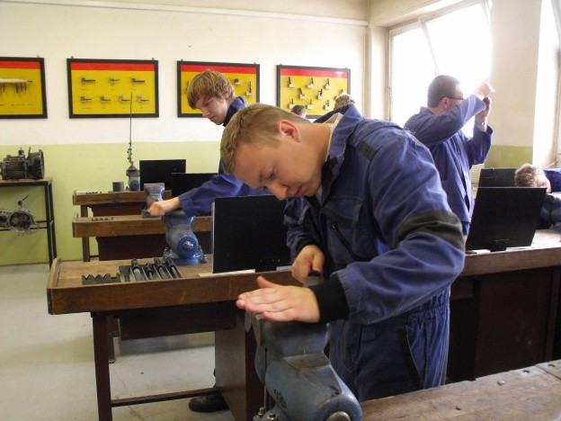 Strojní mechanik, praktická ZZ